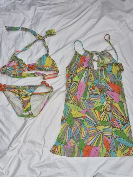 Trina Turk Other - Trina Turk Colorful Tropical Print Bikini & Cover-Up Size 6